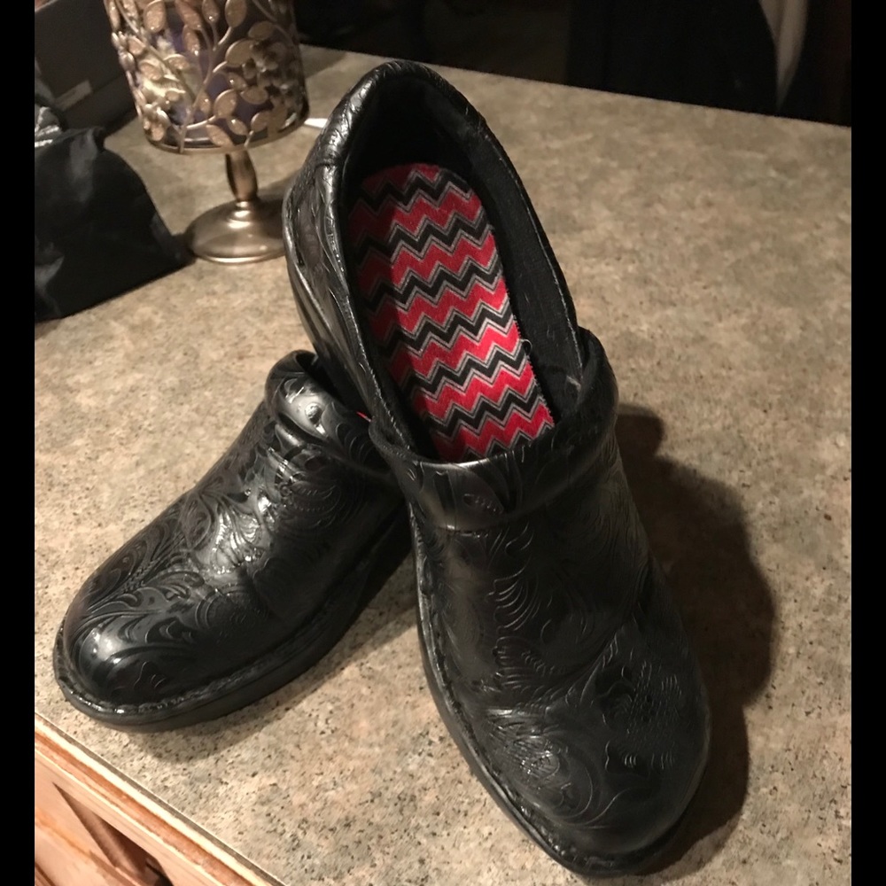 BOC black slip on clogs